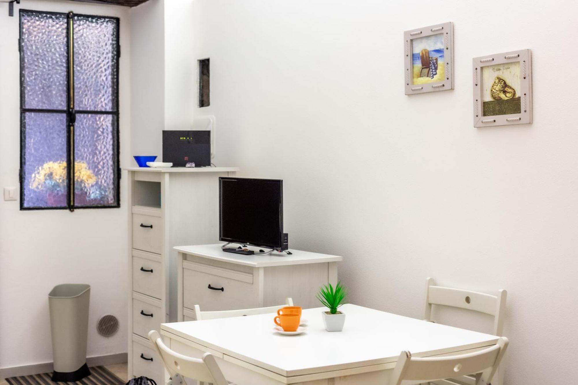 216B - Monolocale Lapigna Sanremo, Centro Storico Apartment Luaran gambar